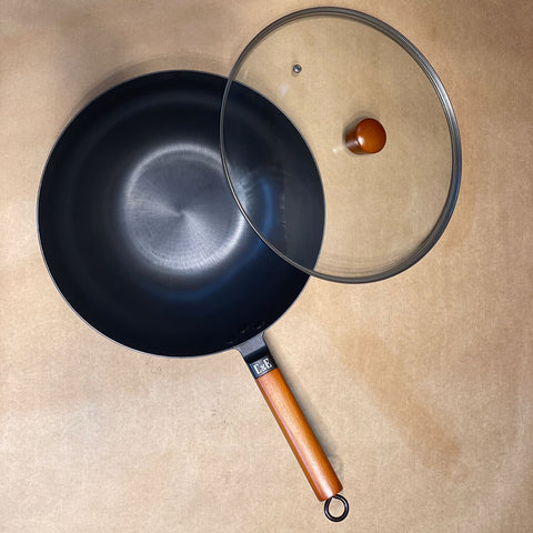 Non-Stick Wok With Glass Lid - Needs Store