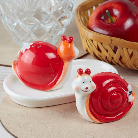 Ceramic Salt and Pepper Set with tray, Snail Design, Red White